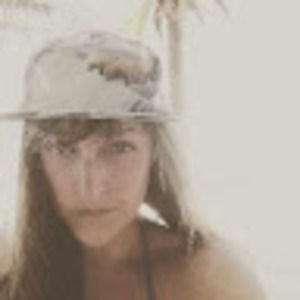 Meet your Posher, Carly